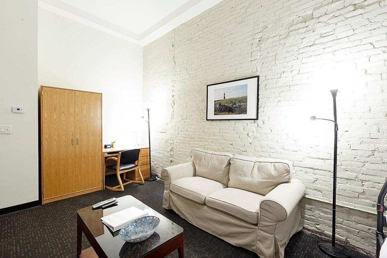 Studio Ready 4 Students & Traveling Professionals! 310 Apartment Boston Luaran gambar