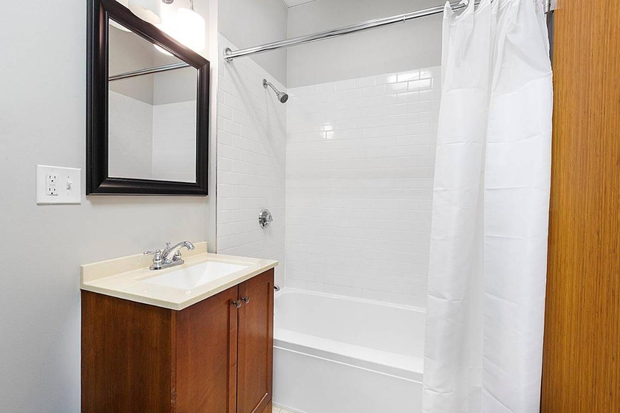 Studio Ready 4 Students & Traveling Professionals! 310 Apartment Boston Luaran gambar